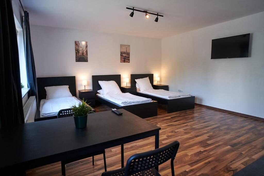Mivano-Apartments *Netflix *Zentral *Wifi Celle Extérieur photo